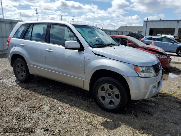 2008 Suzuki Grand Vitara w/Spare & Cargo Covers with VIN JS3TD941484102481, listed as a Copart auction lot 48761185 with 123,317 mi miles and Salvage Title. Bid and sale history available at carsss.com. Image 4.