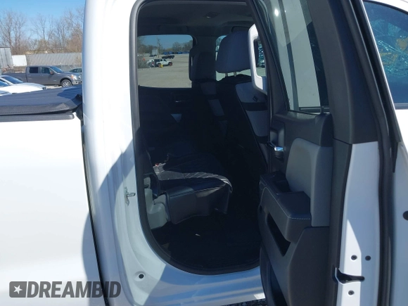 2015 Chevrolet Silverado 1500 LT with VIN 1GCVKREC0FZ200937, listed as a IAAI auction lot 41805994 with 51,706 mi miles. Bid and sale history available at carsss.com. Image 8.
