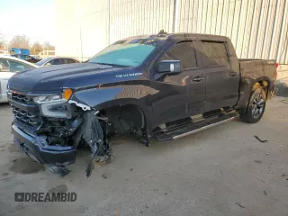 2022 Chevrolet Silverado 1500 RST with VIN 1GCUDEET4NZ577218, listed as a Copart auction lot 42675324 with 25,718 mi miles and Salvage Title. Bid and sale history available at DreamBid. Image 1.