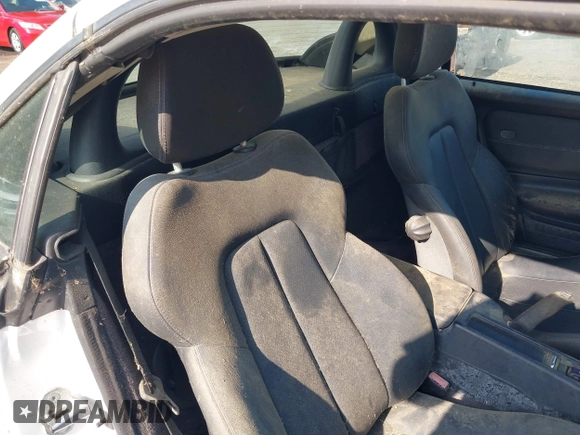 1999 Mercedes-Benz SLK-Class with VIN WDBKK47F1XF086364, listed as a IAAI auction lot 42124466 with 177,104 mi miles. Bid and sale history available at carsss.com. Image 8.