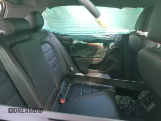 2019 Volkswagen GTI S z VIN 3VW6T7AU1KM014286, wystawiony jako Copart lot #54203435 z przebiegiem Nie podano mil oraz Szkoda całkowita • Salvage title. Historia ofert i sprzedaży dostępna na DreamBid. Obrazek 10.