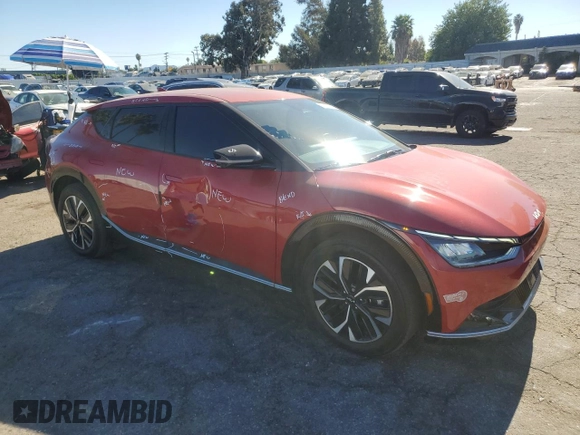 2022 Kia EV6 Wind with VIN KNDC34LA9N5066086, listed as a Copart auction lot 80554274 with 22,539 mi miles and Salvage Title. Bid and sale history available at carsss.com. Image 4.