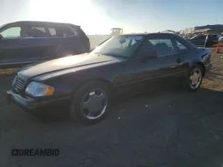 1996 Mercedes-Benz SL-Class with VIN WDBFA67F2TF132052, listed as a Copart auction lot 77601444 with 161,450 mi miles and Clean Title. Bid and sale history available at carsss.com. Image 1.