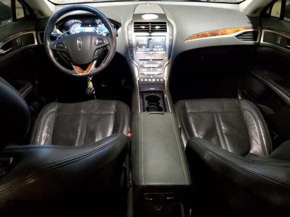 2014 Lincoln MKZ with VIN 3LN6L2J99ER835690, listed as a Copart auction lot 85735564 with 105,132 mi miles and Salvage title. Bid and sale history available at DreamBid. Image 8.