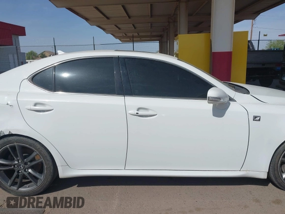2011 Lexus IS with VIN JTHBE5C25B5025596, listed as a IAAI auction lot 41941765 with Not Provided miles. Bid and sale history available at carsss.com. Image 12.