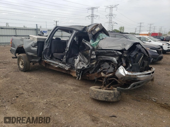 2002 Chevrolet Silverado 1500HD LS z VIN 1GCGC13U22F161668, wystawiony jako Copart lot #53289994 z przebiegiem Nie podano mil oraz Szkoda całkowita • Salvage title. Historia ofert i sprzedaży dostępna na DreamBid. Obrazek 4.