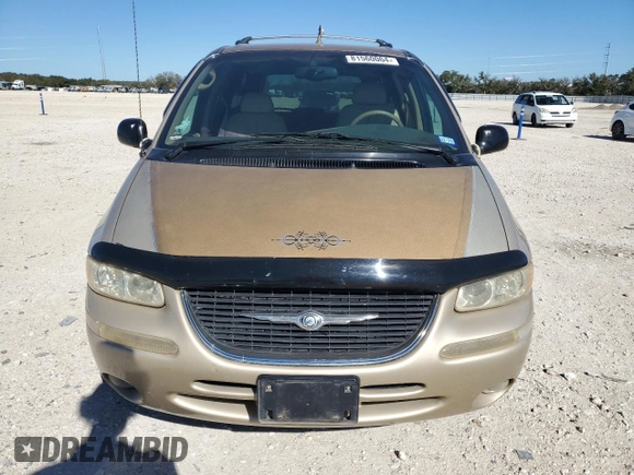 1998 Chrysler Town & Country LXi with VIN 1C4GP64LXWB644491, listed as a Copart auction lot 81560064 with 176,363 mi miles and Clean Title. Bid and sale history available at carsss.com. Image 5.