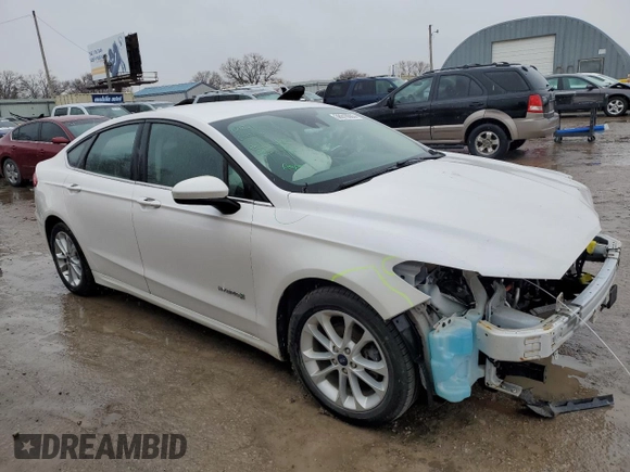 2019 Ford Fusion Hybrid SE with VIN 3FA6P0LU4KR157950, listed as a Copart auction lot 38016003 with 0 mi miles. Bid and sale history available at carsss.com. Image 4.