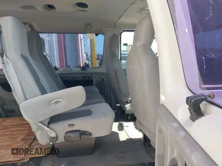 2012 Ford Econoline Passenger XL с VIN 1FMNE1BW8CDA28281, выставлен на аукционе IAAI как лот 42515949 с пробегом Не указан миль и . История ставок и продаж доступна на DreamBid. Изображение 8.