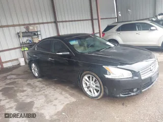 2011 Nissan Maxima 3.5 SV with VIN 1N4AA5AP0BC800525, listed as a IAAI auction lot 41969757 with 212,919 mi miles. Bid and sale history available at carsss.com. Image 1.