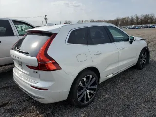 2023 Volvo XC60 Ultimate Bright Theme with VIN YV4L12RA7P1205284, listed as a Copart auction lot 52034185 with 13,272 mi miles and Clean Title. Bid and sale history available at carsss.com. Image 3.