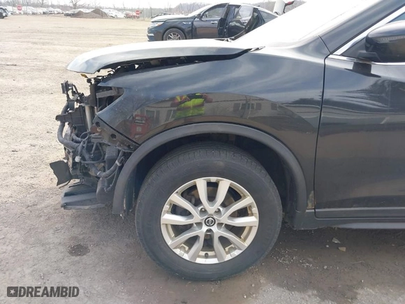 2019 Nissan Rogue SV with VIN KNMAT2MV8KP527288, listed as a IAAI auction lot 41796126 with 152544 miles. Bid and sale history available at carsss.com. Image 19.