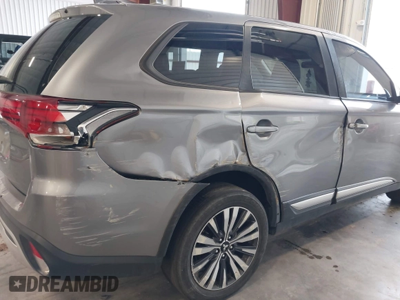 2020 Mitsubishi Outlander ES with VIN JA4AD2A30LZ039923, listed as a IAAI auction lot 42384741 with 107,955 mi miles and . Bid and sale history available at DreamBid. Image 6.