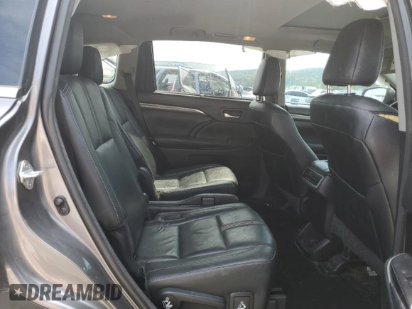 2018 Toyota Highlander SE with VIN 5TDKZRFH6JS543870, listed as a Copart auction lot 71250184 with 88,991 mi miles and Salvage title. Bid and sale history available at DreamBid. Image 12.