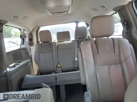 2014 Chrysler Town & Country Limited with VIN 2C4RC1GG7ER461197, listed as a Copart auction lot 59426574 with 96,068 mi miles and Salvage Title. Bid and sale history available at DreamBid. Image 10.