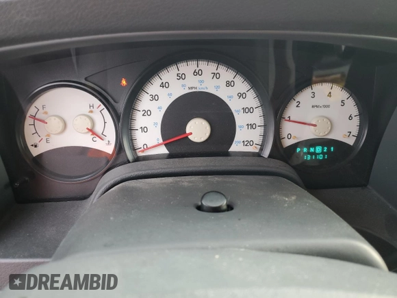 2007 Dodge Durango SXT with VIN 1D8HD38P97F557010, listed as a Copart auction lot 64879915 with 131,101 mi miles and Salvage title. Bid and sale history available at DreamBid. Image 9.