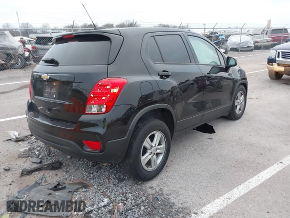 2020 Chevrolet Trax LS with VIN KL7CJKSB8LB023214, listed as a IAAI auction lot 41155692 with 47,876 mi miles. Bid and sale history available at carsss.com. Image 4.