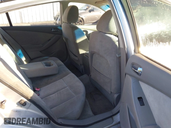 2009 Nissan Altima 2.5 SL with VIN 1N4AL21E89N469084, listed as a IAAI auction lot 41278967 with 246,149 mi miles. Bid and sale history available at carsss.com. Image 8.