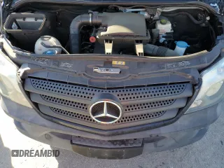 2016 Mercedes-Benz Sprinter with VIN WD4PE7DD8GP197609, listed as a Copart auction lot 77831204 with 102,702 mi miles and Clean Title. Bid and sale history available at DreamBid. Image 12.