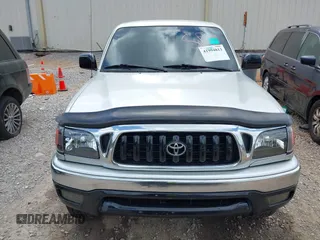 2003 Toyota Tacoma PreRunner z VIN 5TEGN92N23Z218412, wystawiony jako IAAI lot #41994813 z przebiegiem 334 799 mil mil oraz . Historia ofert i sprzedaży dostępna na DreamBid. Obrazek 6.