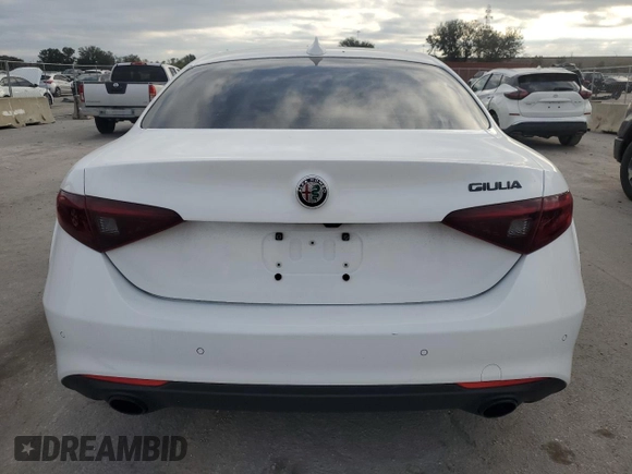 2019 Alfa Romeo Giulia Sport with VIN ZARFAMAN1K7619490, listed as a Copart auction lot 86025104 with 35,267 mi miles and Clean Title. Bid and sale history available at carsss.com. Image 6.