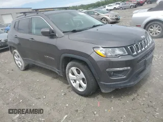 2018 Jeep Compass Latitude z VIN 3C4NJDBB9JT115063, wystawiony jako Copart lot #55477065 z przebiegiem 174 570 mil mil oraz Szkody całkowita. Historia ofert i sprzedaży dostępna na DreamBid. Obrazek 4.