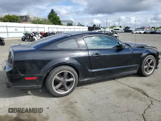 2008 Ford Mustang GT Deluxe z VIN 1ZVHT82H185162646, wystawiony jako Copart lot #51623075 z przebiegiem 106 896 mil mil oraz Szkoda całkowita • Salvage title. Historia ofert i sprzedaży dostępna na DreamBid. Obrazek 3.
