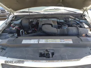 1999 Ford Expedition XLT с VIN 1FMPU18L0XLA28974, выставлен на аукционе IAAI как лот 42633196 с пробегом Не указан миль и . История ставок и продаж доступна на DreamBid. Изображение 10.