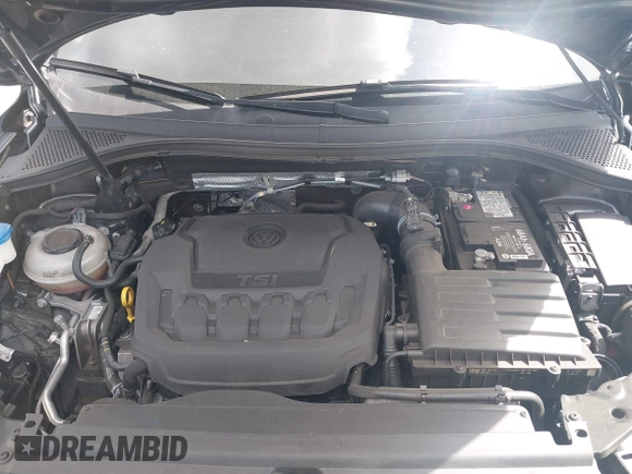2020 Volkswagen Tiguan SE with VIN 3VV3B7AX9LM061569, listed as a IAAI auction lot 41902252 with 33,079 mi miles and . Bid and sale history available at DreamBid. Image 10.