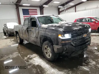 2018 Chevrolet Silverado 1500 LT with VIN 1GCVKRECXJZ337506, listed as a Copart auction lot 44957755 with 110,741 mi miles and Salvage Title. Bid and sale history available at DreamBid. Image 4.