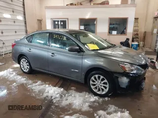 2019 Nissan Sentra SV z VIN 3N1AB7AP7KL610845, wystawiony jako IAAI lot #41839723 z przebiegiem 89 937 mil mil oraz . Historia ofert i sprzedaży dostępna na DreamBid. Obrazek 1.