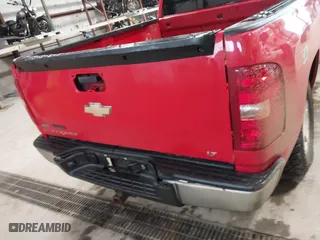 2010 Chevrolet Silverado 1500 LT with VIN 1GCSKSE35AZ214979, listed as a IAAI auction lot 41479224 with 272,254 mi miles. Bid and sale history available at carsss.com. Image 16.