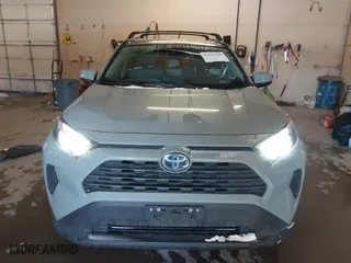 2022 Toyota RAV4 Hybrid XLE with VIN 2T3RWRFV1NW133432, listed as a IAAI auction lot 41561305 with 35,042 mi miles. Bid and sale history available at carsss.com. Image 12.