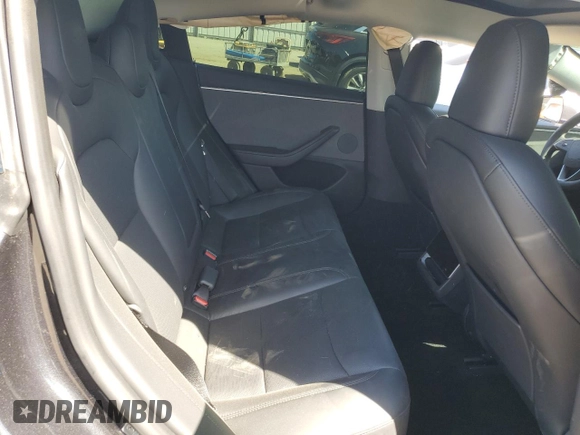 2025 Tesla Model 3 Long Range with VIN 5YJ3E1EA9SF910112, listed as a Copart auction lot 57993525 with 4,645 mi miles and Salvage title. Bid and sale history available at DreamBid. Image 10.