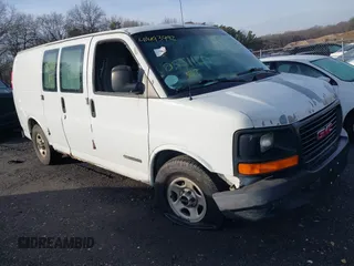 2003 GMC Savana z VIN 1GTFG25T731137262, wystawiony jako IAAI lot #41493992 z przebiegiem Nie podano mil oraz . Historia ofert i sprzedaży dostępna na DreamBid. Obrazek 1.