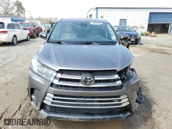 2018 Toyota Highlander Limited z VIN 5TDYZRFH6JS260671, wystawiony jako Copart lot #49383375 z przebiegiem 116 073 mil mil oraz Szkoda całkowita • Salvage title. Historia ofert i sprzedaży dostępna na DreamBid. Obrazek 5.