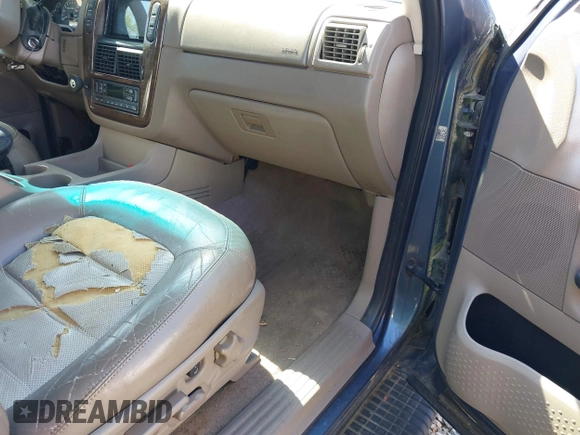 2002 Ford Explorer Eddie Bauer z VIN 1FMZU74E82UA41218, wystawiony jako IAAI lot #41890862 z przebiegiem 230 201 mil mil oraz . Historia ofert i sprzedaży dostępna na DreamBid. Obrazek 5.