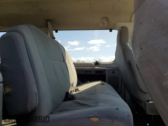 2011 Ford Econoline Passenger XL с VIN 1FBSS3BL6BDA33886, выставлен на аукционе Copart как лот 50707745 с пробегом 237 217 миль миль и Чистый • Clean title. История ставок и продаж доступна на DreamBid. Изображение 11.
