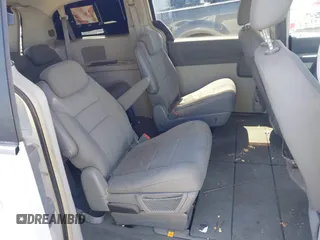 2009 Chrysler Town & Country LX with VIN 2A8HR44E79R549129, listed as a IAAI auction lot 42079369 with 102,805 mi miles. Bid and sale history available at carsss.com. Image 8.