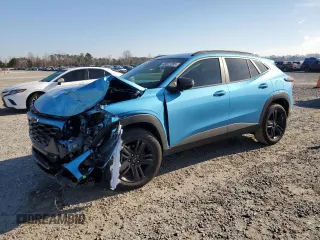 2025 Chevrolet Trax ACTIV with VIN KL77LKEPXSC129241, listed as a Copart auction lot 46522285 with 5,033 mi miles and Salvage Title. Bid and sale history available at carsss.com. Image 1.