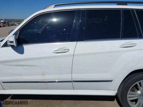 2014 Mercedes-Benz GLK-Class GLK 350 with VIN WDCGG8JB8EG309801, listed as a IAAI auction lot 41705312 with NaN miles. Bid and sale history available at carsss.com. Image 14.