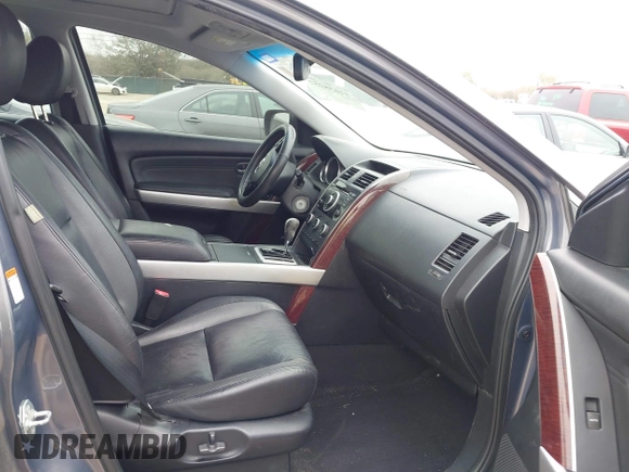 2008 Mazda CX-9 Touring with VIN JM3TB28A980132130, listed as a IAAI auction lot 41638252 with 176,199 mi miles and . Bid and sale history available at carsss.com. Image 5.