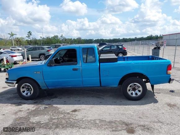 1996 Ford Ranger XL with VIN 1FTCR14U6TPA54923, listed as a IAAI auction lot 41621450 with 186,616 mi miles. Bid and sale history available at carsss.com. Image 14.