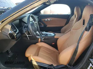 2022 BMW Z4 sDriveM40i with VIN WBAHF9C04NWX90938, listed as a Copart auction lot 74031664 with 7,813 mi miles and Non Repairable. Bid and sale history available at carsss.com. Image 7.