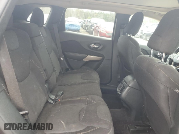 2017 Jeep Cherokee Latitude z VIN 1C4PJLCB6HW643259, wystawiony jako Copart lot #51160335 z przebiegiem 123 667 mil mil oraz Szkoda całkowita • Salvage title. Historia ofert i sprzedaży dostępna na DreamBid. Obrazek 11.