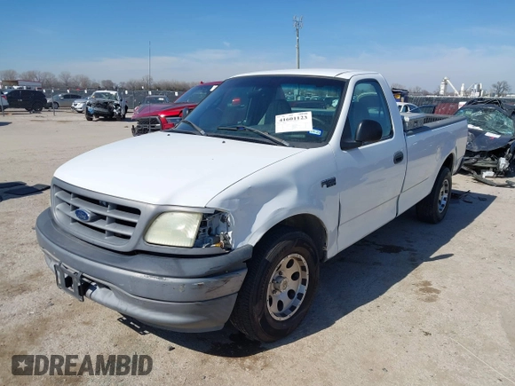 2002 Ford F-150 XL with VIN 1FTRF17252NA24920, listed as a IAAI auction lot 41601123 with 1 mi miles. Bid and sale history available at carsss.com. Image 17.