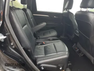 2017 Toyota Highlander XLE with VIN 5TDJZRFH0HS461378, listed as a Copart auction lot 57614885 with 69,240 mi miles and Salvage title. Bid and sale history available at DreamBid. Image 11.