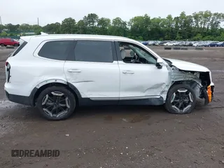 2024 Kia Telluride S z VIN 5XYP6DGC8RG535265, wystawiony jako IAAI lot #42514272 z przebiegiem 22 228 mil mil oraz . Historia ofert i sprzedaży dostępna na DreamBid. Obrazek 13.