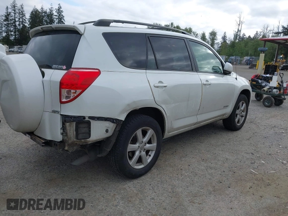 2008 Toyota RAV4 Ltd with VIN JTMBD31V885167715, listed as a IAAI auction lot 42160981 with 186,171 mi miles. Bid and sale history available at carsss.com. Image 4.