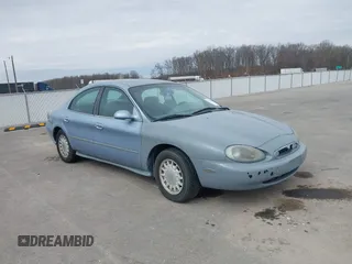 1997 Mercury Sable GS with VIN 1MELM50U5VA652727, listed as a IAAI auction lot 41701998 with 213,563 mi miles. Bid and sale history available at carsss.com. Image 1.